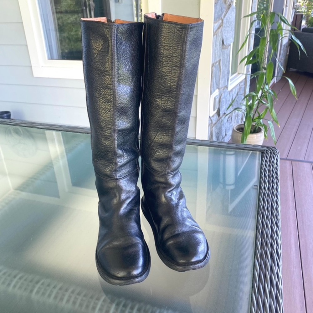 TRIPPEN. Boots. Rugged, Hi Quality Leather from famous German Leather Company !